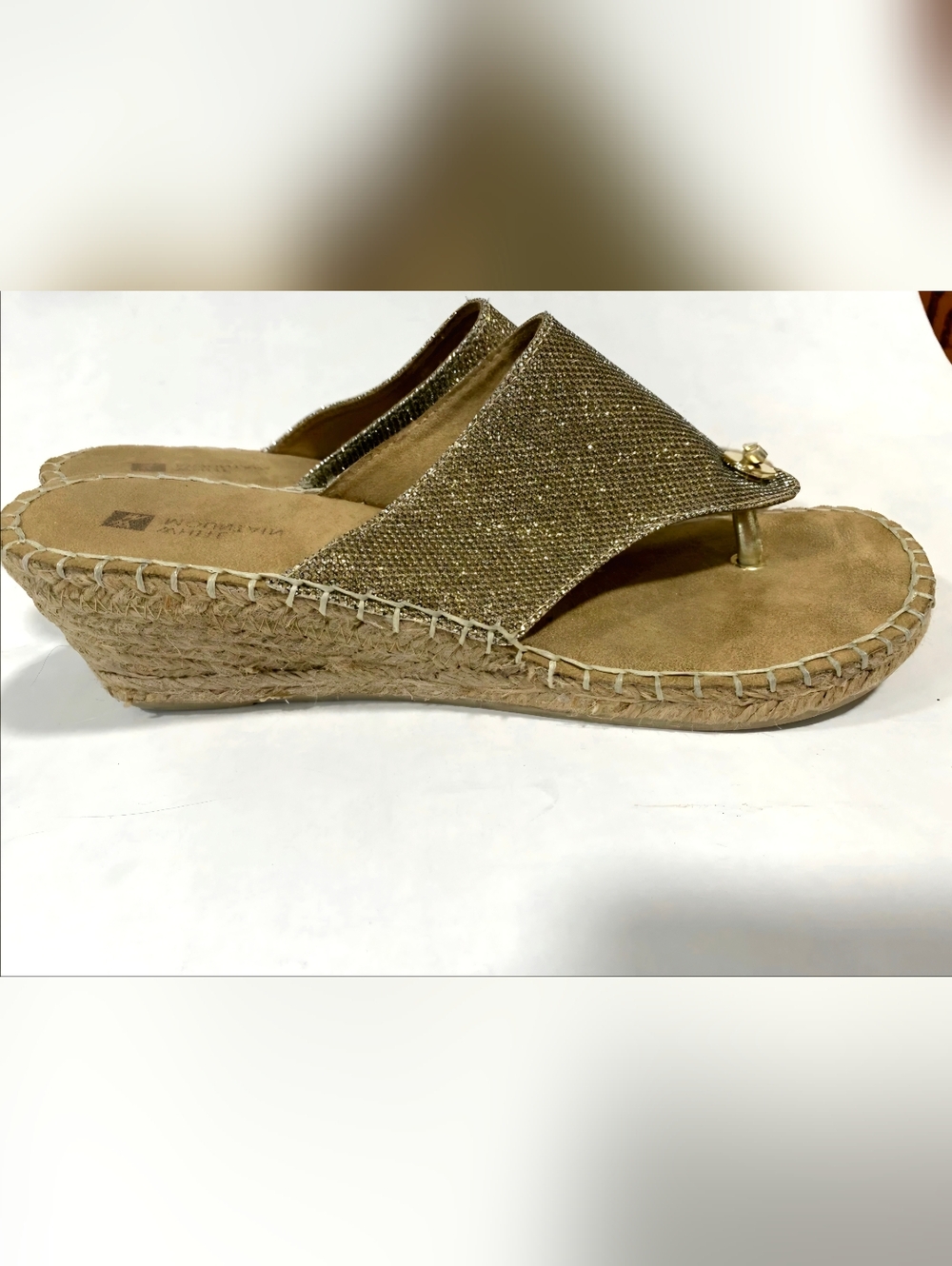 WHITE MOUNTAIN Gold Sparkle Espadrille Wedge Sandals - Picture 4 of 6
